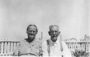 Dora Curry Roberts and William Roberts. Photo courtesy of Lisa McCoy, great, great granddaughter.